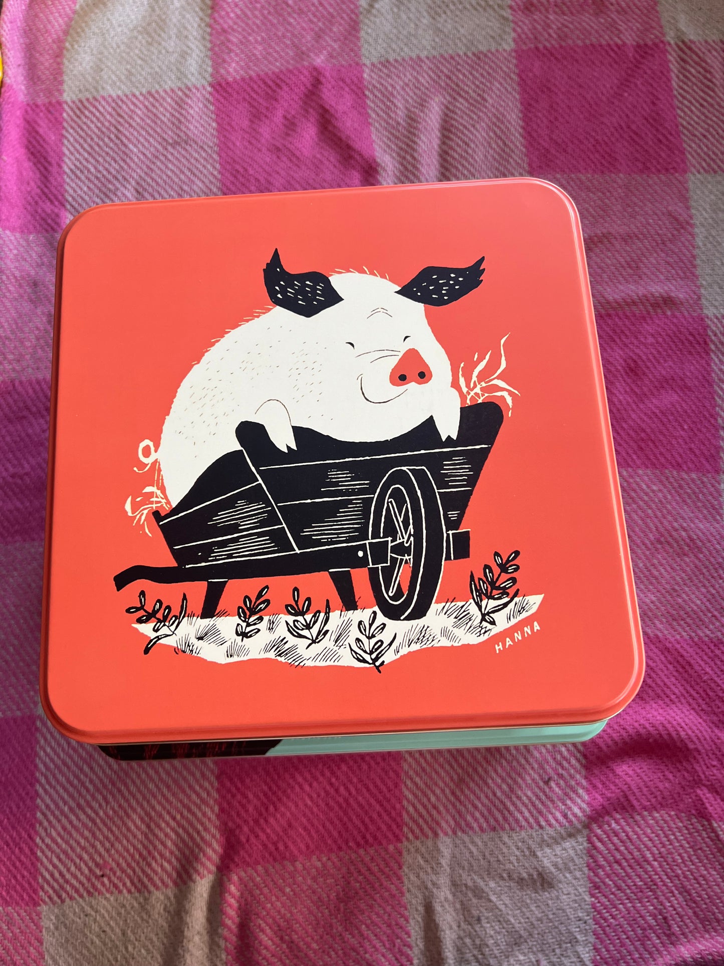 John Hanna Set Of 3 Cake Tin