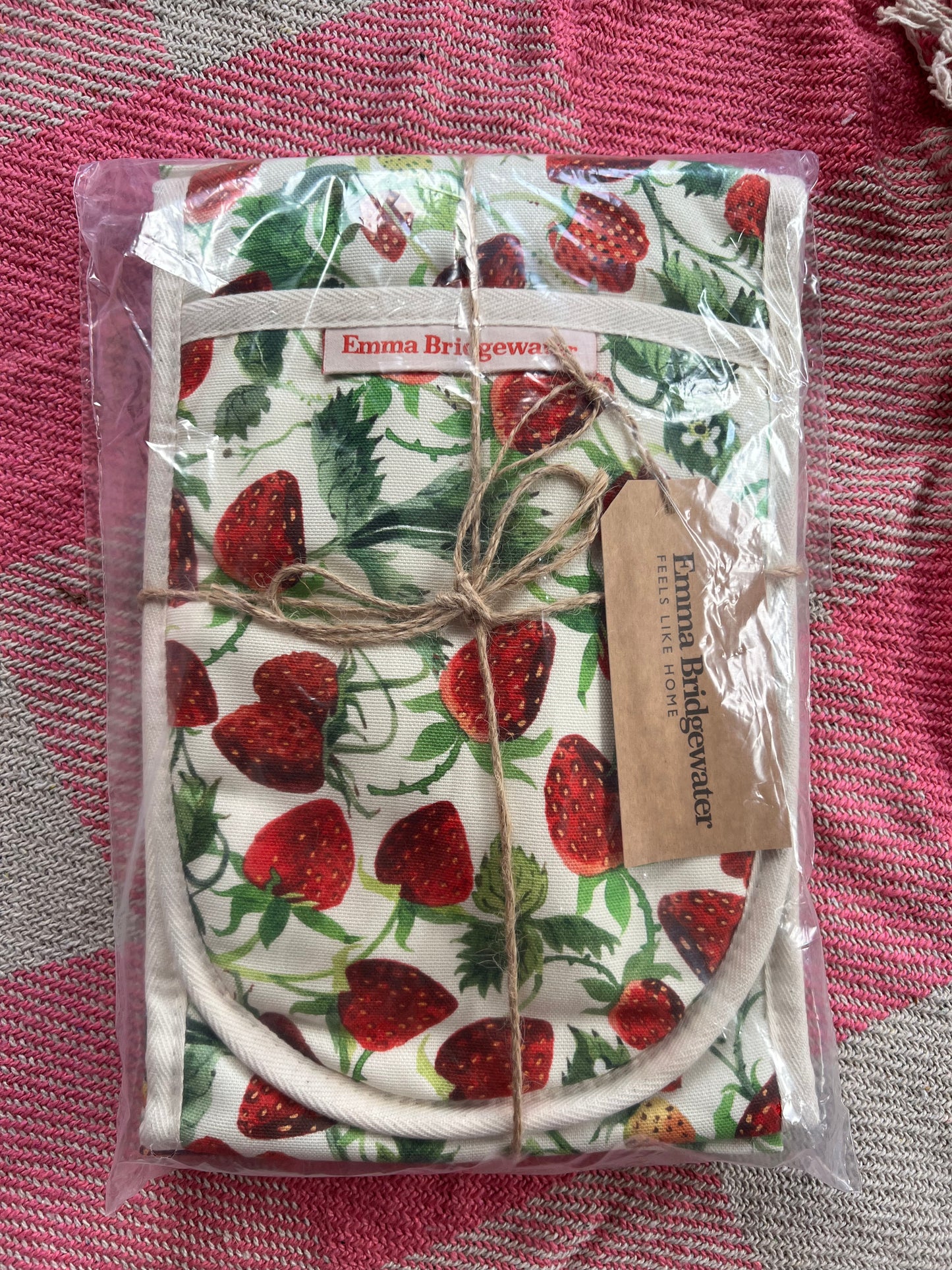 Emma Bridgewater Oven Glove & Tea Towel