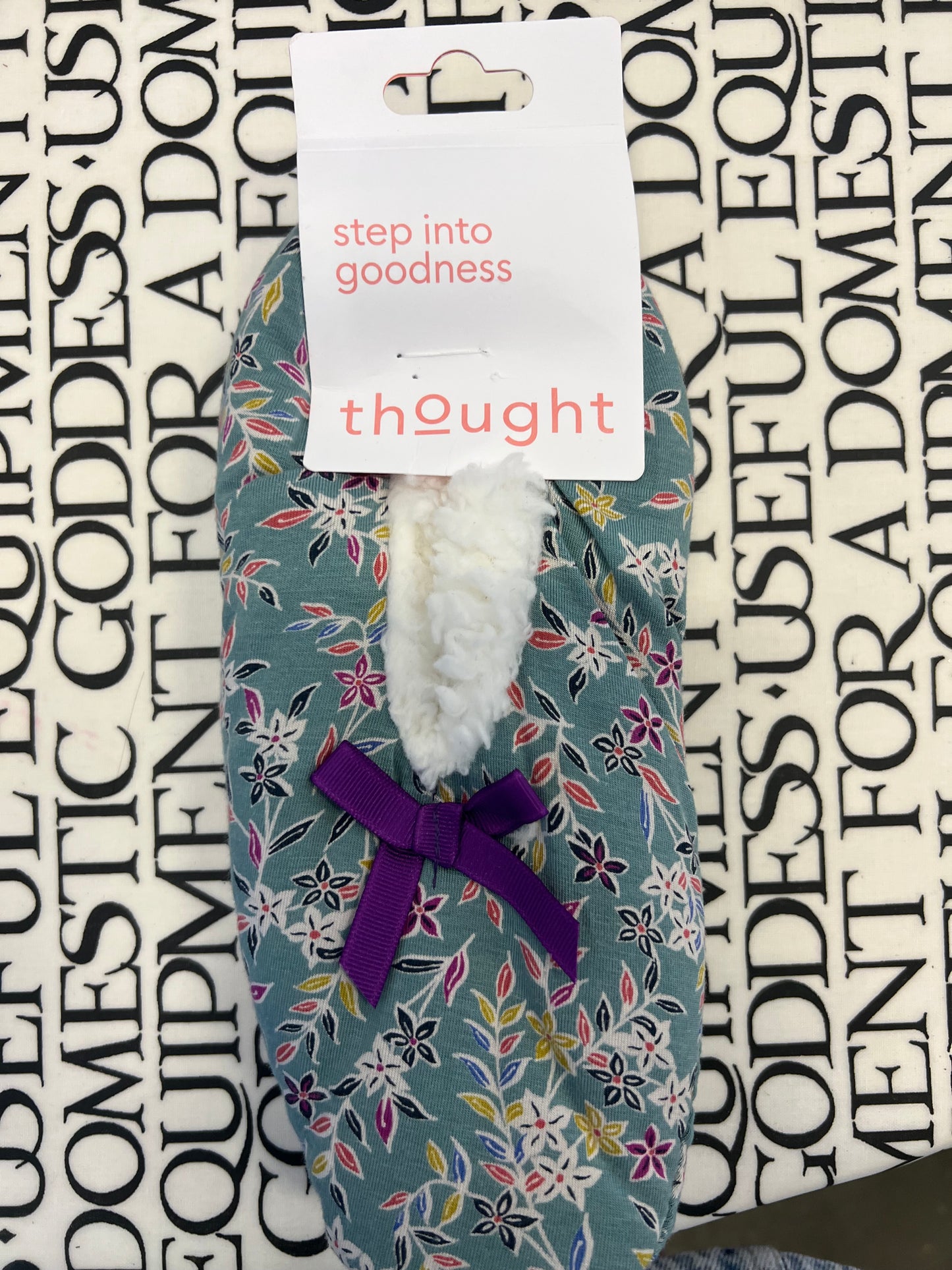 Thought Slippers S-M