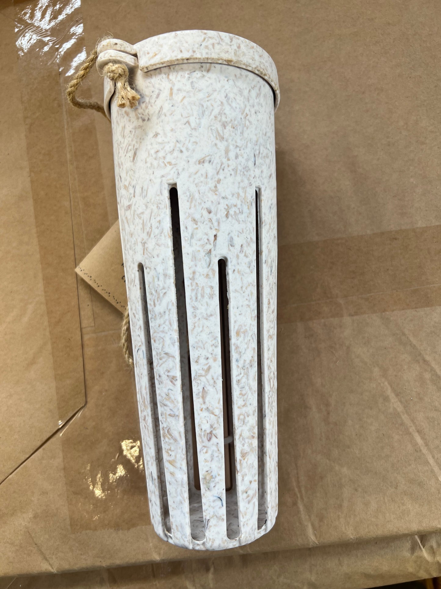 Earthy Sustainable Peanut Feeder