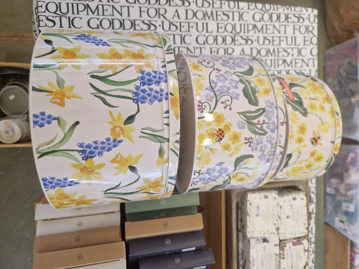 Emma Bridgewater Circular 3 in 1 Cake Tin