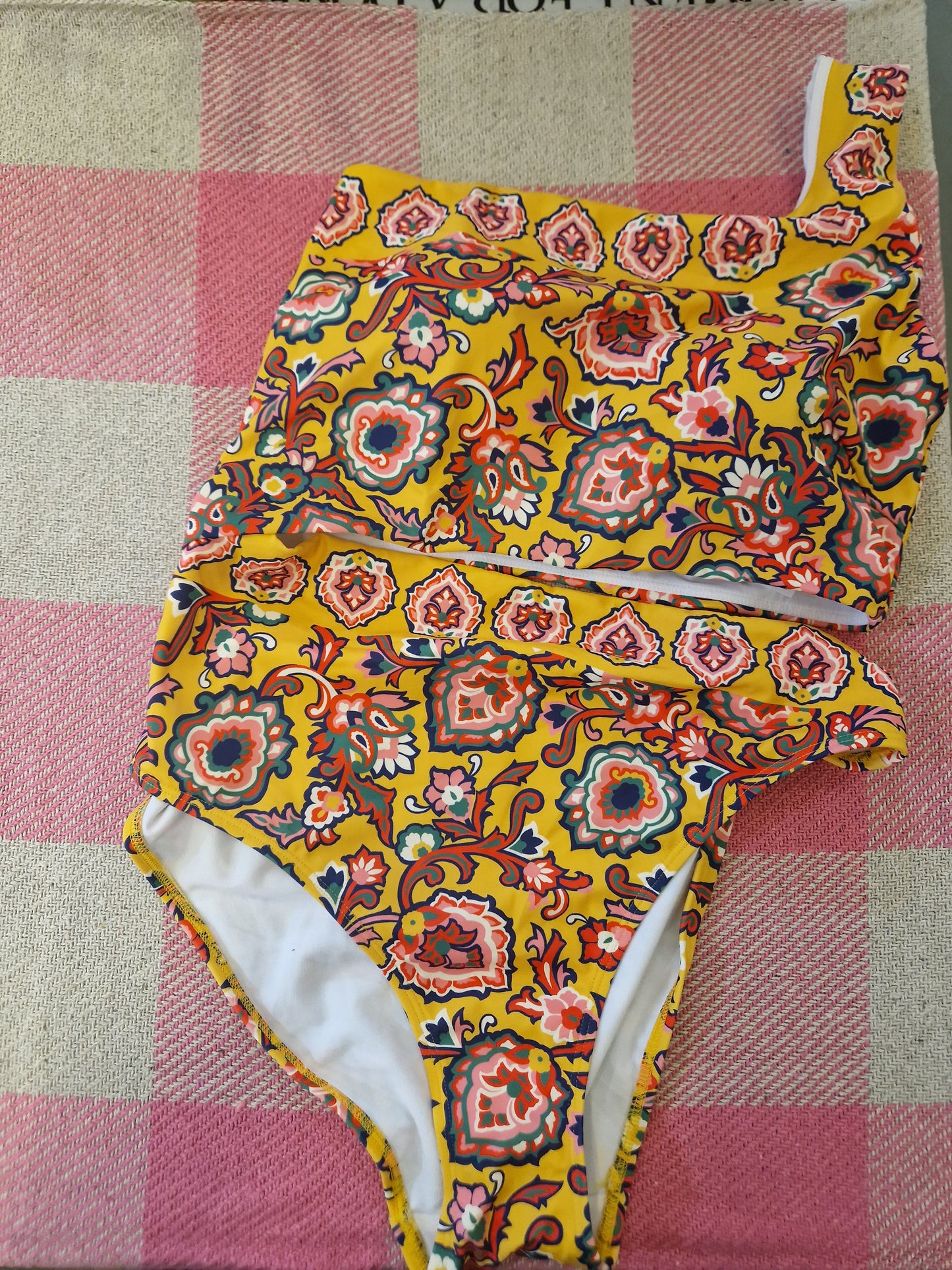 Boden Women's Swimsuit Yellow Cutout