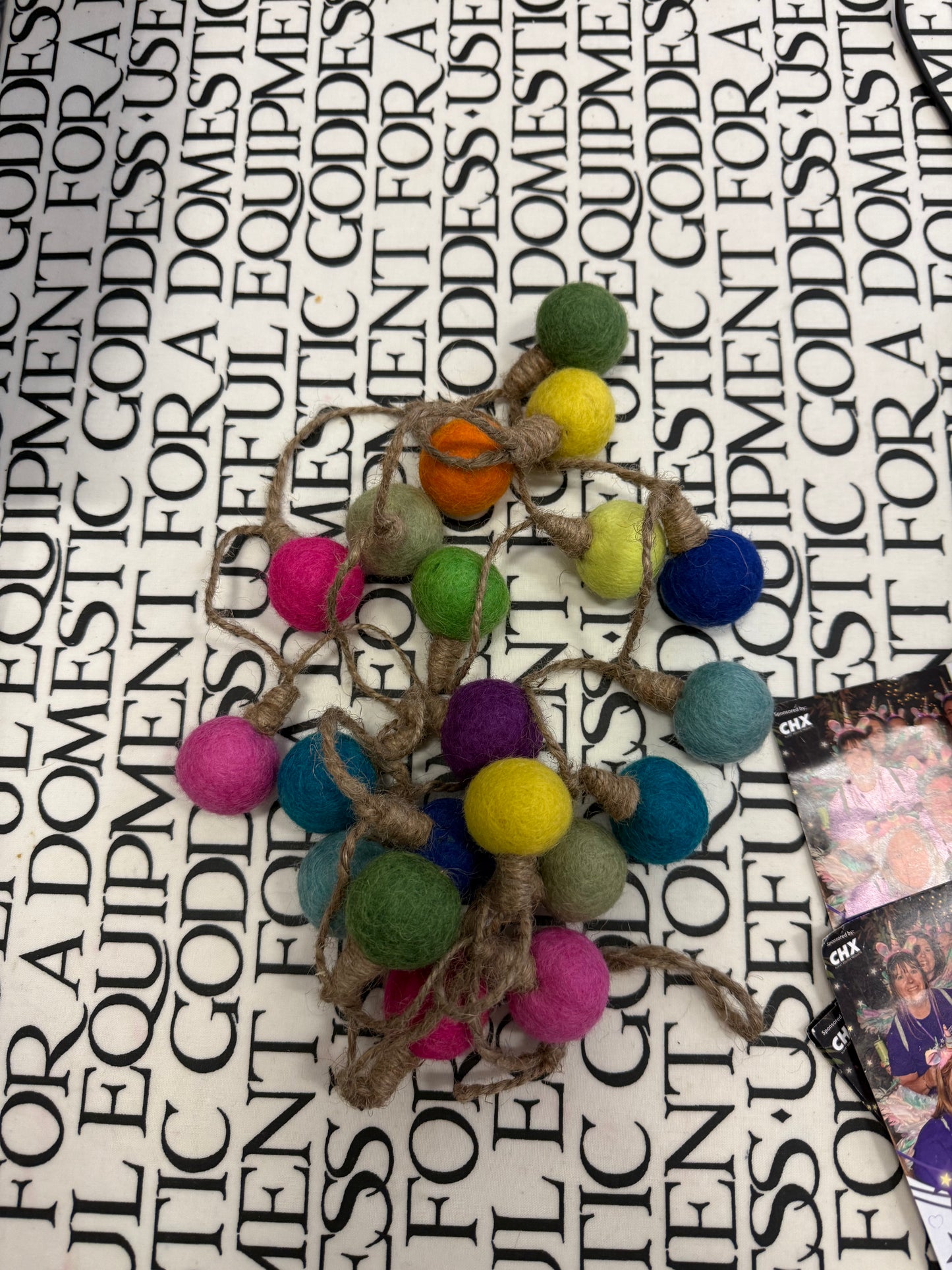 FAULTY Felt So Good Christmas Lightbulb Garland