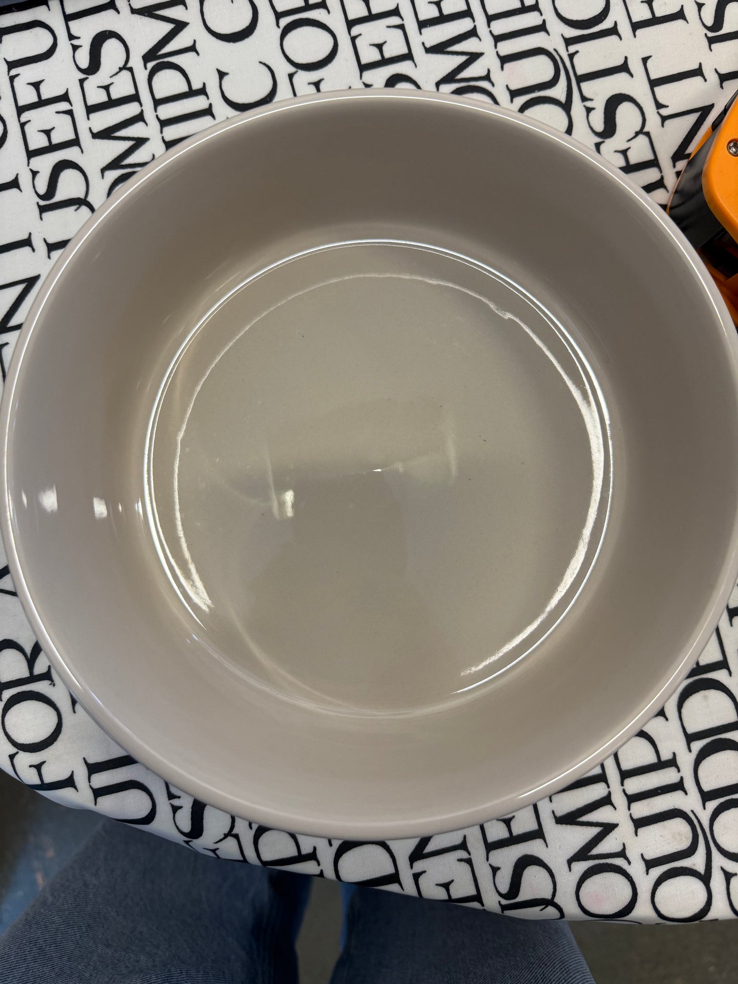Cornishware Vegetable/Dog Bowl