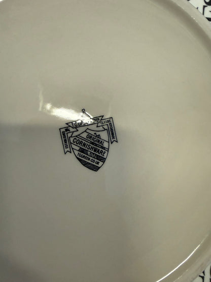 Cornishware Vegetable/Dog Bowl