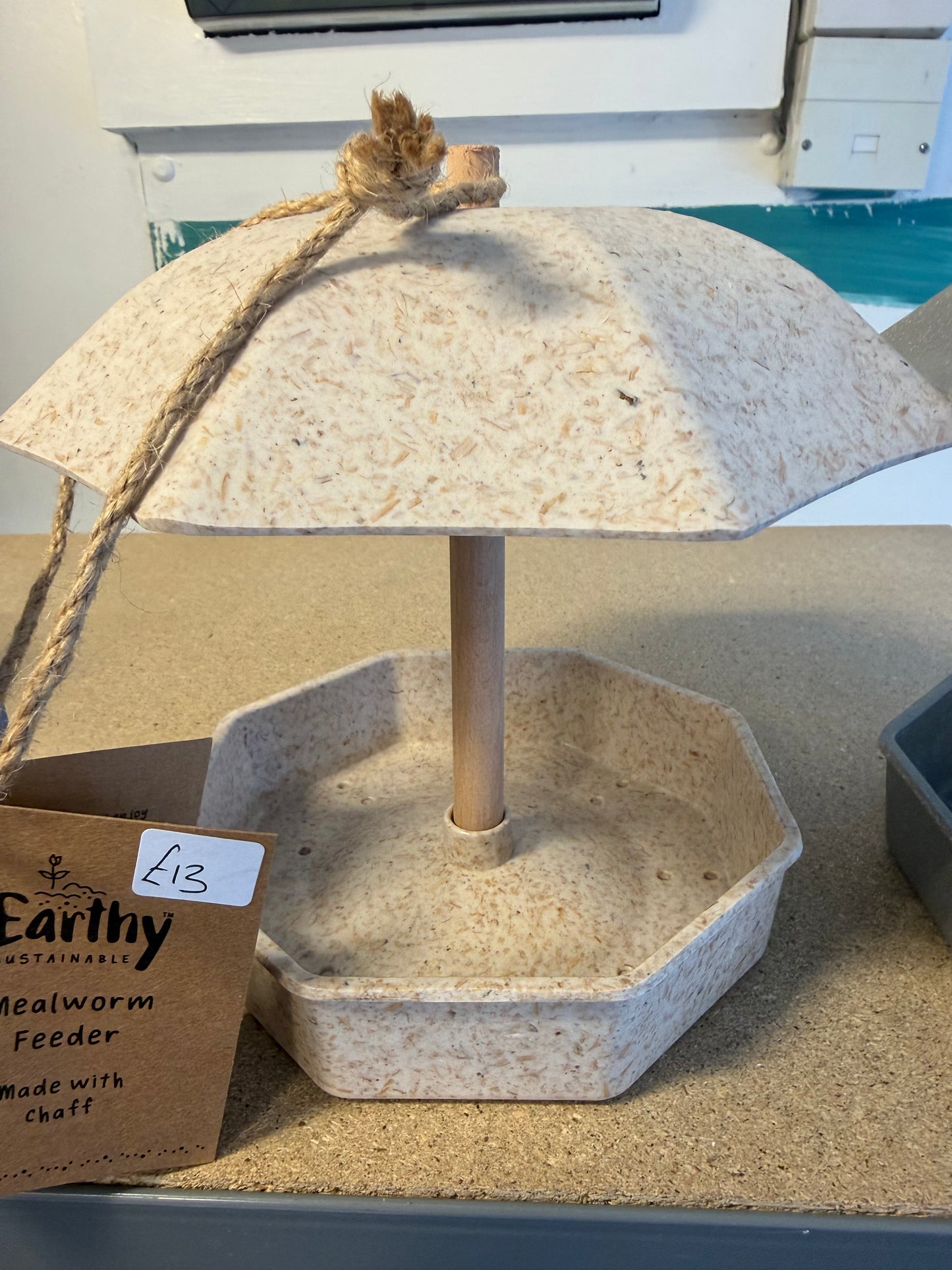 Earthy Sustainable Mealworm Feeder