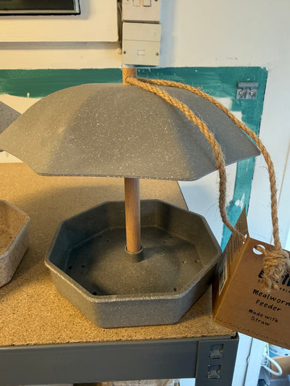 Earthy Sustainable Mealworm Feeder