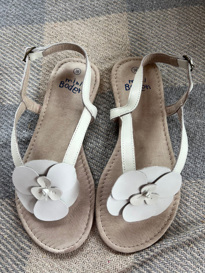Mini Boden Flower Sandals