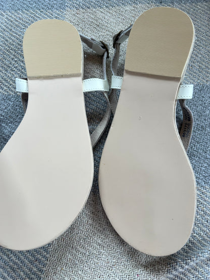 Mini Boden Flower Sandals